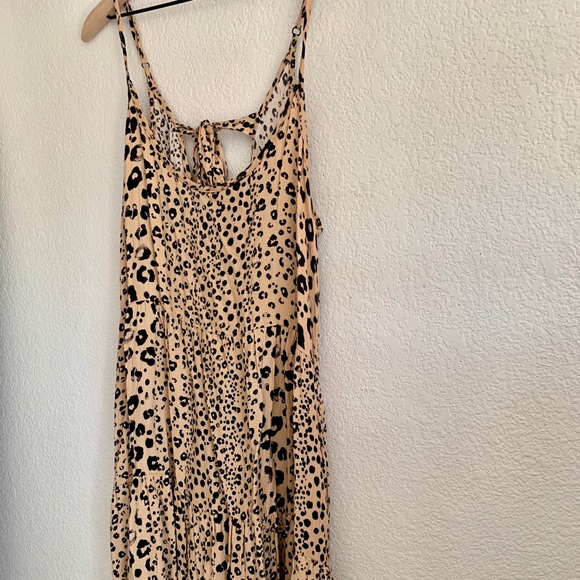 Cheetah Midi Dress - Picture 2 of 6